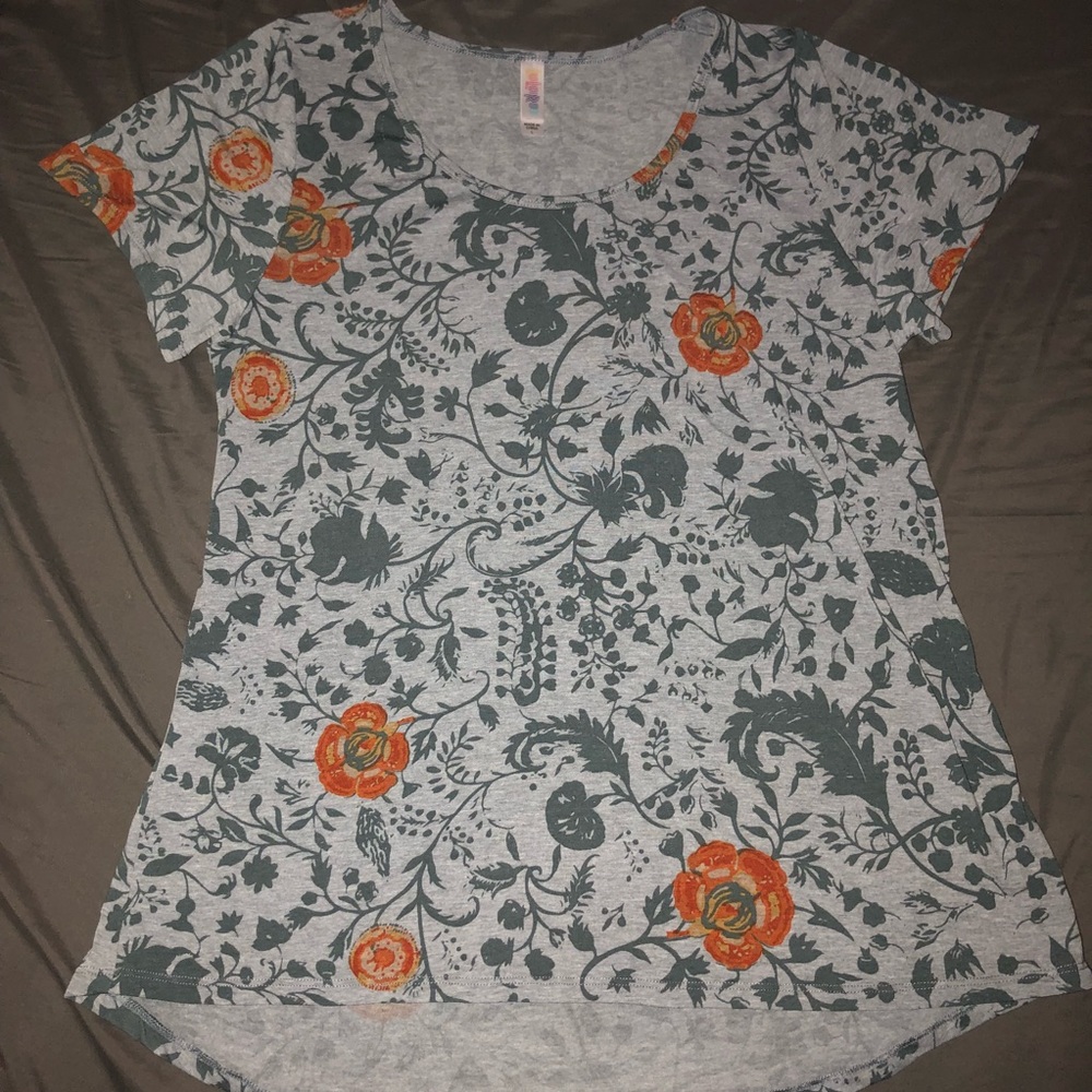 Lularoe classic tee sz L. Grey w red orange floral
